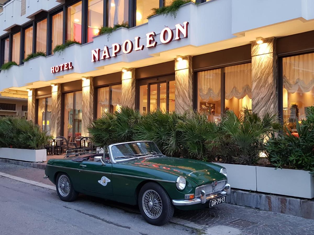 Hotel Napoleon Gabicce Mare Kültér fotó