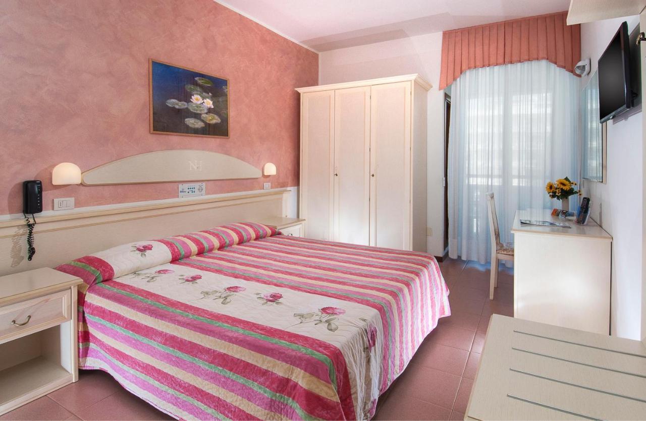 Hotel Napoleon Gabicce Mare Kültér fotó