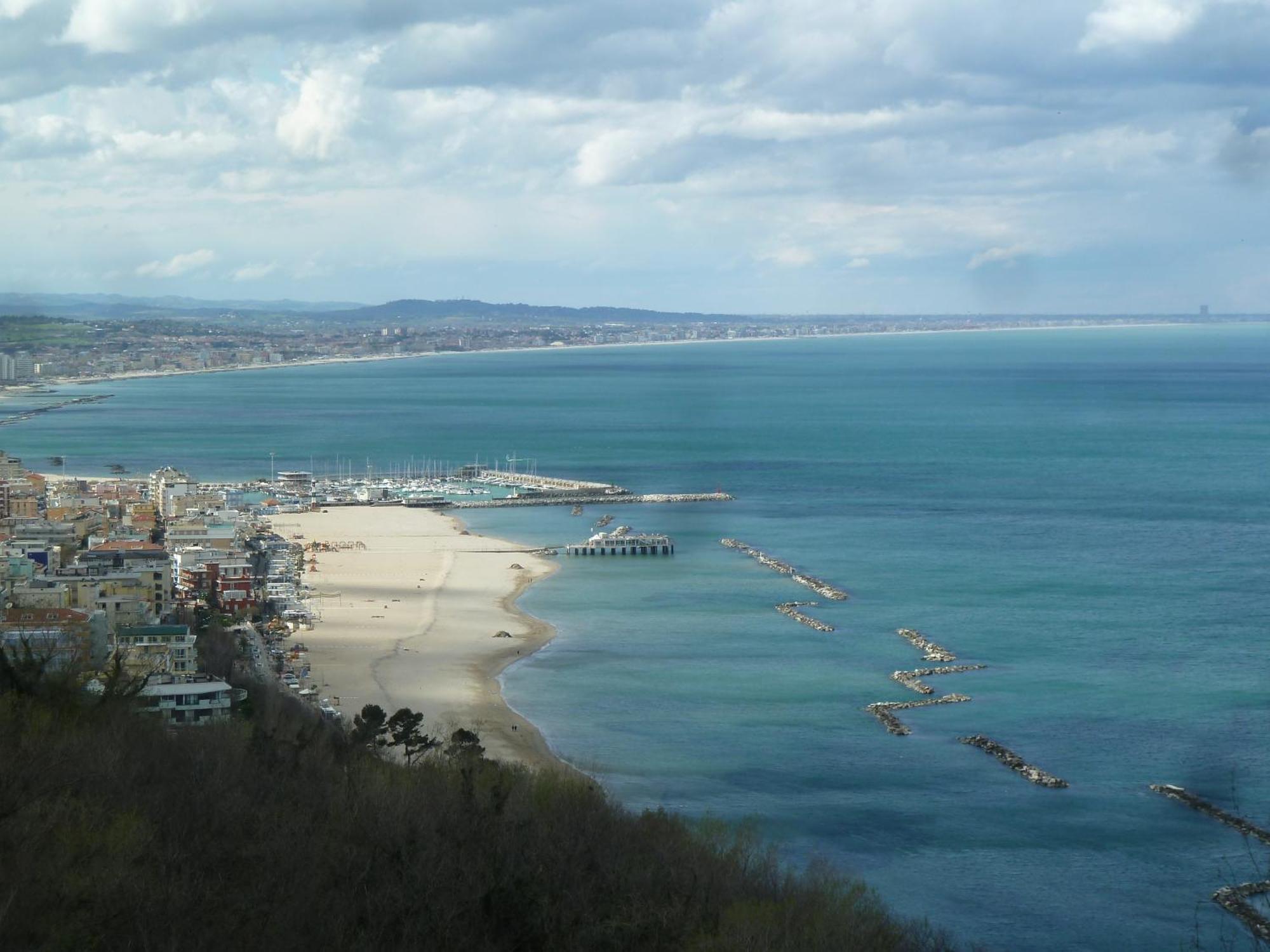 Hotel Napoleon Gabicce Mare Kültér fotó