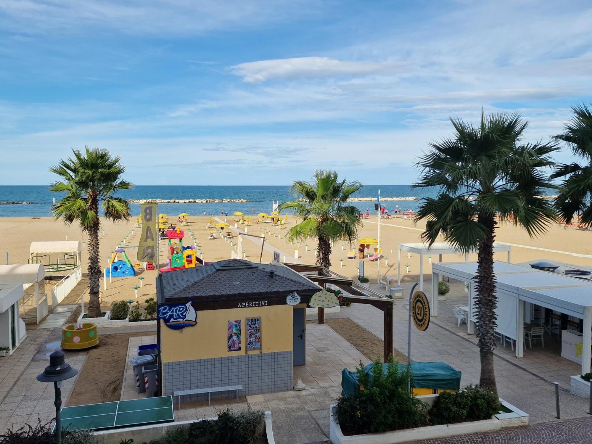 Hotel Napoleon Gabicce Mare Kültér fotó